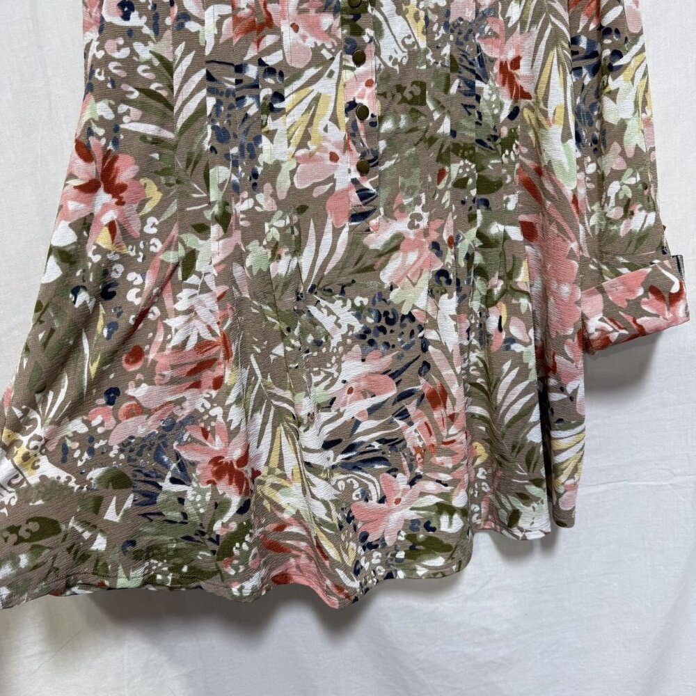 New Directions Womens 1X Top Floral Poly Spandex Blouse Stretch Office Church - Picture 4 of 10
